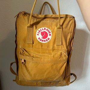 Fjallraven Kanken Backpack Acorn